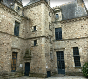 Lieu des cours de théâtre : centre social de Vitré.