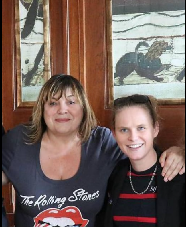 Stéphanie rencontre Michèle Bernier